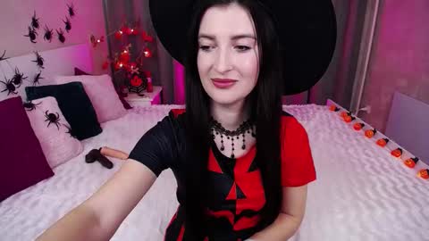 Evelin online show from 10-31-25, 06:47