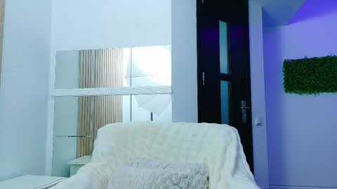 EvelinHill online show from 03-24-26, 05:01