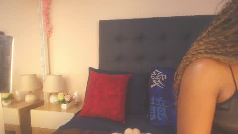 DAYANITA online show from 05-11-26, 07:00