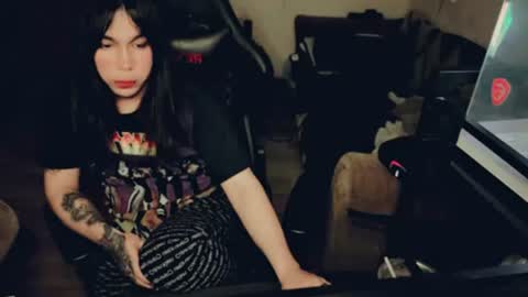 evelyn420521 online show from 07-16-26, 06:52
