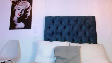 evelyn_desire online show from 12-20-25, 11:39