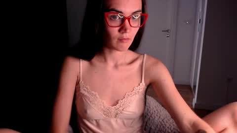 Evelyn online show from 05-11-26, 09:59