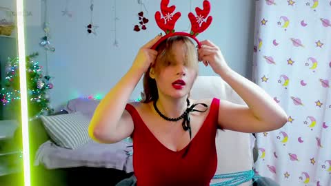 Snapshot of evelyn_harper_x chatting on 12-19-24, 06:23 Eve online show from 12-19-24, 06:23