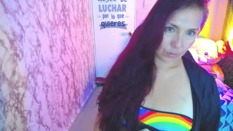 Juliana online show from 01-09-25, 01:29
