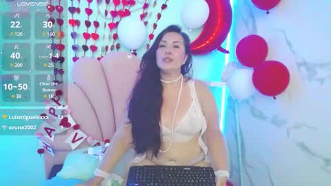 Juliana online show from 02-14-25, 10:58