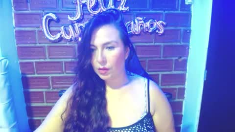 Juliana online show from 02-22-25, 07:14