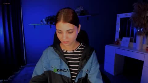 evelyn_muse online show from 09-15-25, 07:25