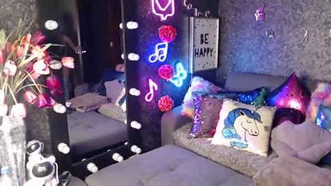 Snapshot of evelynagrey chatting on 12-03-24, 02:47 EvelynaGrey online show from 12-03-24, 02:47