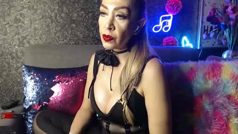 Snapshot of evelynagrey chatting on 01-08-25, 07:13 EvelynaGrey online show from 01-08-25, 07:13