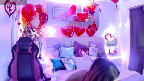 EvelynaGrey online show from 02-13-26, 09:16