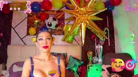 EvelynaGrey online show from 06-18-26, 04:35