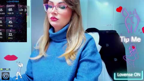 evelyne_rose online show from 10-28-25, 05:44