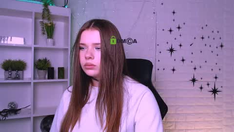 Snapshot of evelynlovelyy chatting on 03-26-26, 12:11 evelynlovelyy online show from 03-26-26, 12:11