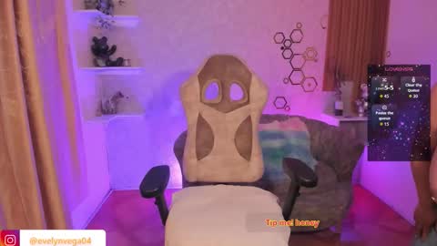 Snapshot of evelynvega0 chatting on 11-04-25, 03:16 Bigboobs Evelyn Vega online show from 11-04-25, 03:16