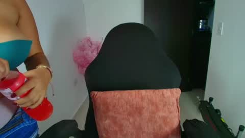 evelin 3 online show from 06-11-26, 09:02