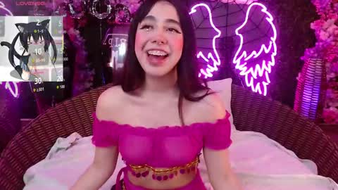 Snapshot of everly_grace chatting on 10-28-25, 08:44 everly_grace online show from 10-28-25, 08:44