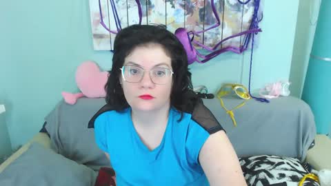 Snapshot of everly_rays chatting on 12-10-24, 12:27 Everly online show from 12-10-24, 12:27
