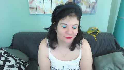 Snapshot of everly_rays chatting on 02-05-25, 04:14 Everly online show from 02-05-25, 04:14