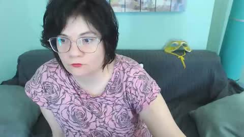 Snapshot of everly_rays chatting on 02-20-25, 07:34 Everly online show from 02-20-25, 07:34