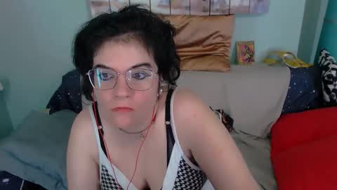 Snapshot of everly_rays chatting on 11-02-25, 08:22 Everly online show from 11-02-25, 08:22