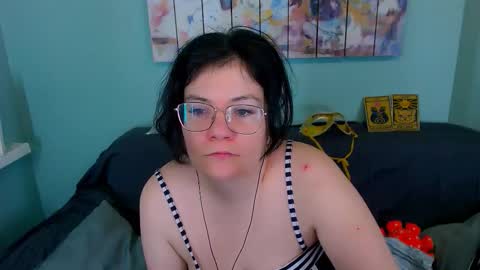 Snapshot of everly_rays chatting on 03-22-26, 05:49 Everly online show from 03-22-26, 05:49