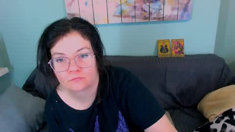 Snapshot of everly_rays chatting on 03-24-26, 04:23 Everly online show from 03-24-26, 04:23