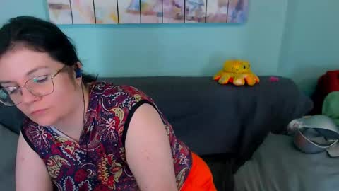 Everly online show from 05-04-26, 11:23