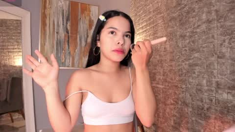 Sophia online show from 02-04-25, 07:44