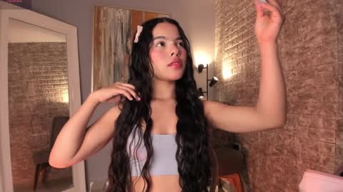 Sophia online show from 02-06-25, 07:40