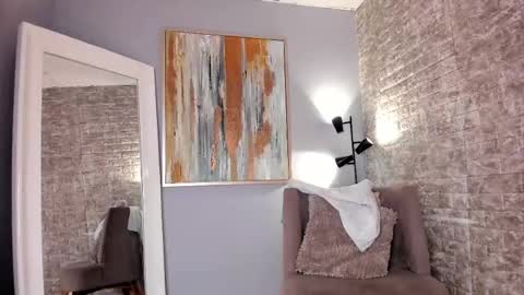 Sophia online show from 02-25-25, 07:47