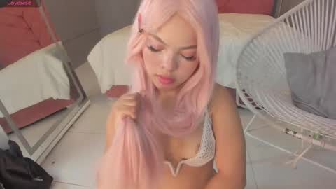 Sophia online show from 09-12-25, 08:31