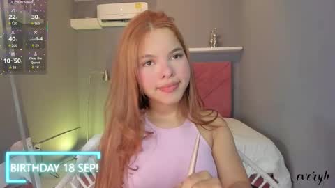 Sophia online show from 09-17-25, 07:48