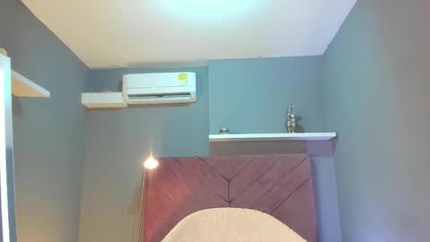 Sophia online show from 09-30-25, 07:41