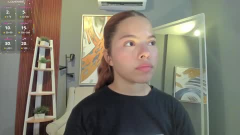 Sophia online show from 12-22-25, 07:44