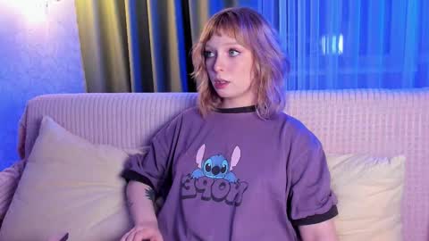 Snapshot of eves_eyes chatting on 10-29-25, 07:48 Forget me not eve on CB online show from 10-29-25, 07:48