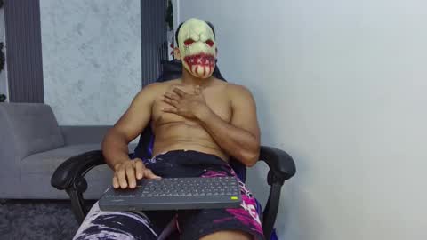 luis online show from 10-26-25, 10:36