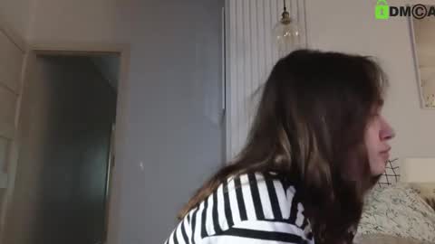 evi_woow online show from 02-16-25, 09:48