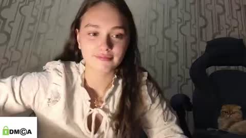 Snapshot of evi_woow chatting on 08-09-26, 10:47 evi_woow online show from 08-09-26, 10:47