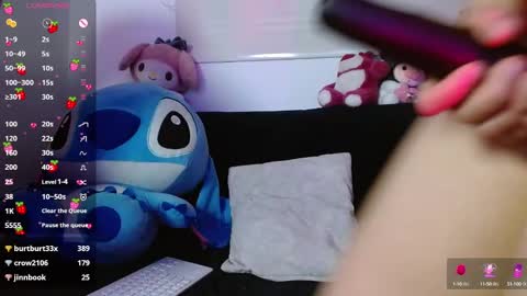 Evie Cloud online show from 01-25-25, 08:53