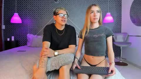 Snapshot of evie_demn chatting on 05-21-26, 10:06 Evie Denm online show from 05-21-26, 10:06