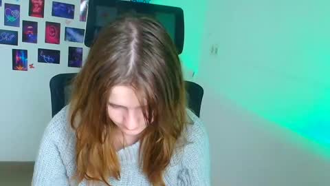 Evie online show from 12-04-25, 09:56