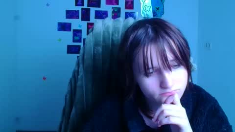 Evie online show from 02-08-26, 07:34