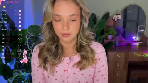 evielina online show from 05-06-26, 11:54