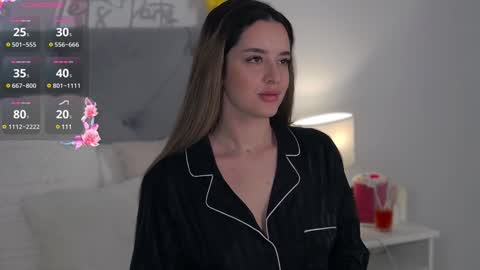 Evie online show from 12-10-24, 10:58