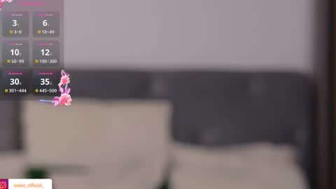 Snapshot of evierosie chatting on 11-20-25, 02:12 Evie online show from 11-20-25, 02:12