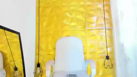 Annie online show from 09-10-25, 10:21