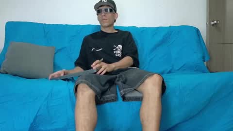Snapshot of evil_boss1 chatting on 06-23-26, 05:27 evil_boss1 online show from 06-23-26, 05:27