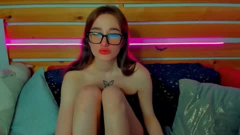 Evis online show from 01-15-26, 01:21