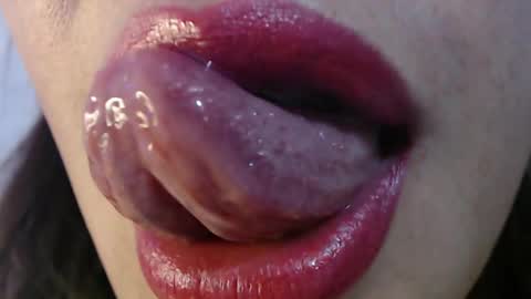 Snapshot of evolethmontenegros chatting on 12-12-24, 08:25 Evoleth online show from 12-12-24, 08:25