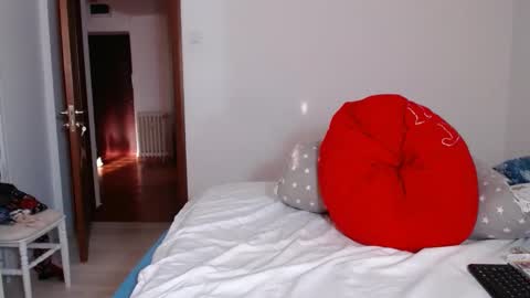 Snapshot of evolett chatting on 03-26-26, 05:13 ONLYFANS There are legends that in this room all your wishes can come true Private is Open online show from 03-26-26, 05:13